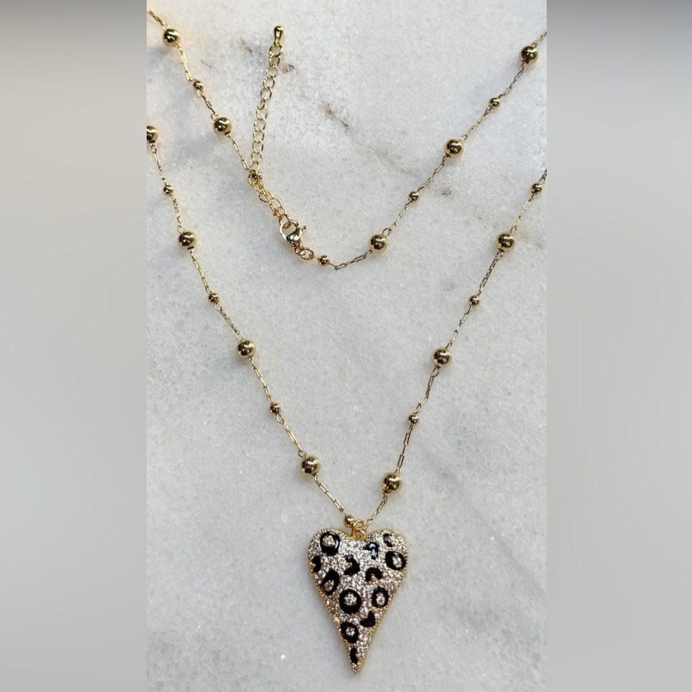 Wild at Heart Necklace - Modern Heart - Picture 2 of 6
